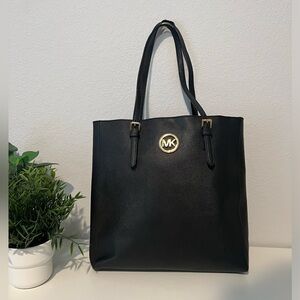 Michael Kors Vertical Tote